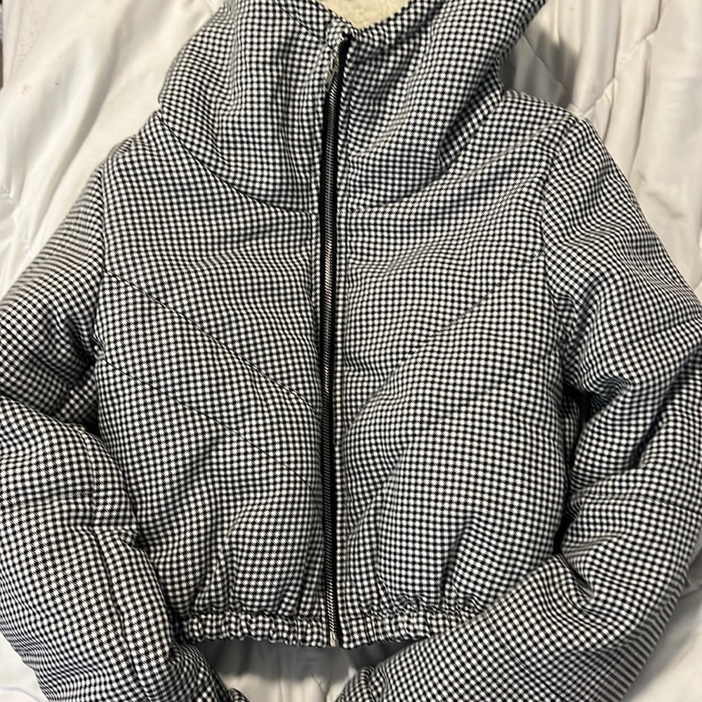 Princess polly puffer jacket